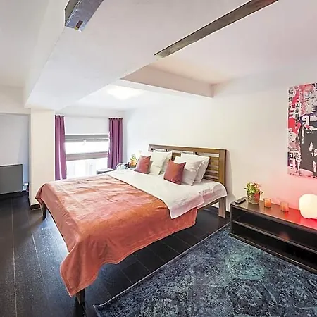 Loft With 3 Bedrooms Near Karlinska Square Szálloda 4*